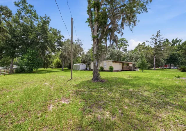 Photo 4 of Manufactured home for sale at 6106 Desales St, Brooksville, FL 34604 | MLS# W7887839 | Listing updated on 2026-07-22