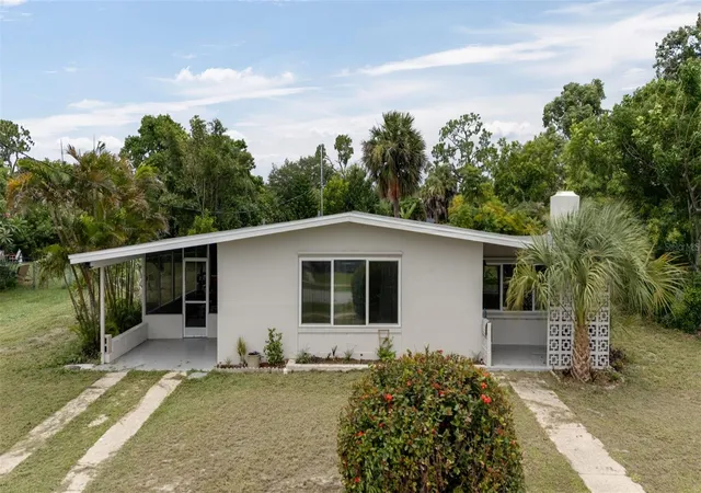 Photo 1 of Sale Pending at 3213 Normandy Dr E, Port Charlotte, FL 33952 | MLS# TB8531223 | Listing updated on 2026-08-21