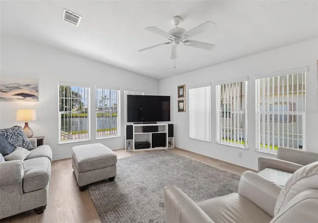 5th image of 18 Mountain Laurel Dr, Palm Harbor, FL 34684 | MLS# TB8531227