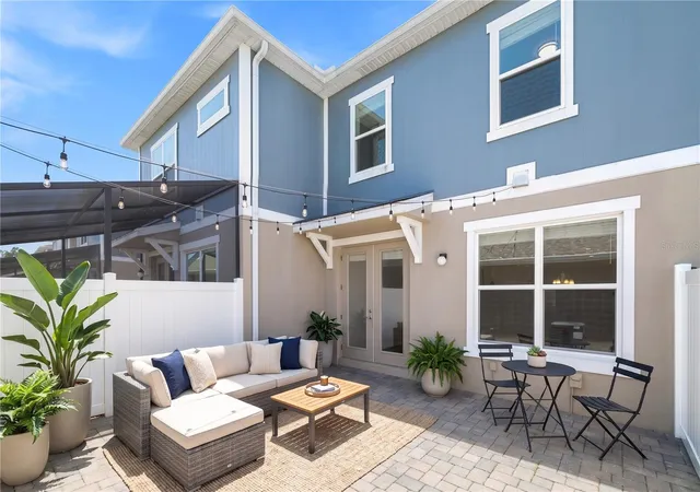 Photo 2 of Townhouse for sale at 10509 Spring Arbor Ln, Winter Garden, FL 34787 | MLS# O6426898 | Listing updated on 2026-09-28