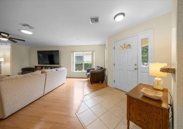 Photo 4 of Single family home for sale at 9082 SW 102nd Circle, Ocala, FL 34481 | MLS# OM728913 | Listing updated on 2026-09-06