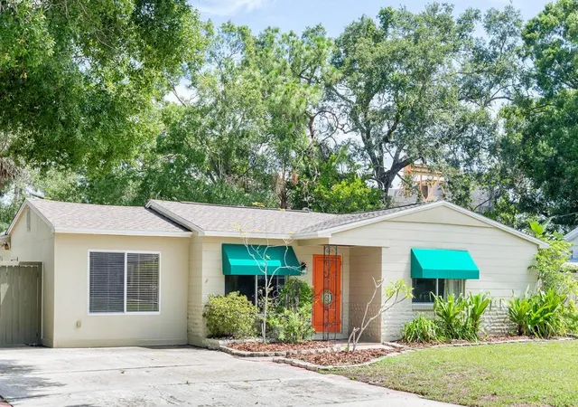 Photo 1 of Single family home for sale at 4425 W Bay Villa Ave, Tampa, FL 33611 | MLS# TB8531244 | Listing updated on 2026-08-13