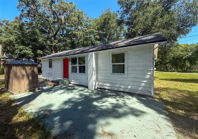 Photo 1 of Single family home for sale at 1002 Tilden Ave, Apopka, FL 32703 | MLS# O6426912 | Listing updated on 2026-07-22