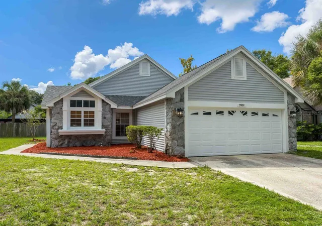 Photo 1 of Single family home for sale at 9901 Aloma Bnd Ln, Oviedo, FL 32765 | MLS# O6426913 | Listing updated on 2026-09-21