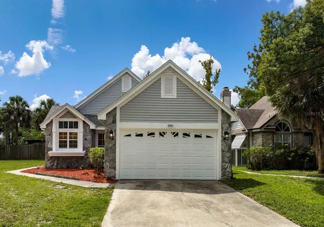 Photo 2 of Single family home for sale at 9901 Aloma Bnd Ln, Oviedo, FL 32765 | MLS# O6426913 | Listing updated on 2026-09-21