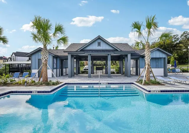 3rd image of 5813 Native Oak St, Mount Dora, FL 32757 | MLS# TB8531249