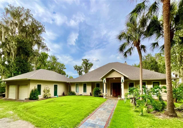 1st image of 20924 Ne 132nd Ave, Waldo, FL 32694 | MLS# GC542127