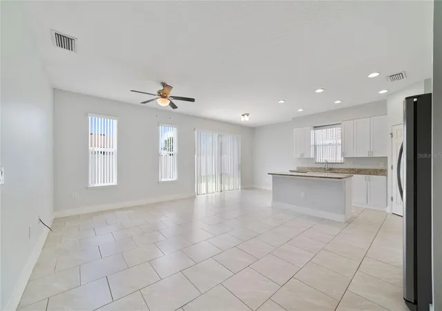 Photo 5 of Single family home for sale at 128 Willow Dr, Kissimmee, FL 34759 | MLS# O6426922 | Listing updated on 2026-09-02