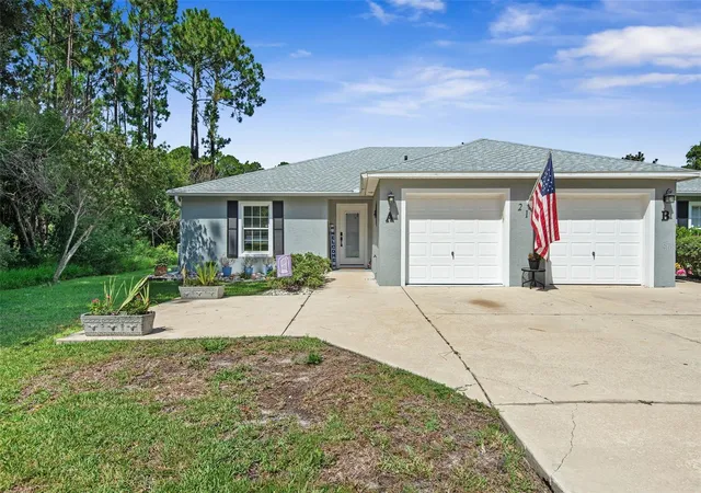Listing Photo 2 - Condo for sale in building located at 210 Ullian Trl, PALM COAST, FL 32164 - Unit #