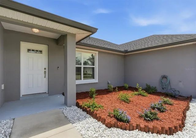 Photo 4 of Single family home for sale at 15055 SE 93rd Court, Summerfield, FL 34491 | MLS# OM728917 | Listing updated on 2026-09-24