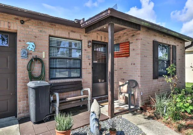 Listing Photo 3 - Condo for sale in building located at 418 Falcon Ave, EDGEWATER, FL 32141