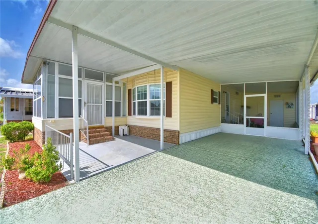 Photo 3 of Manufactured home for sale at 4807 Plumwood St, Winter Haven, FL 33880 | MLS# P4939379 | Listing updated on 2026-07-25