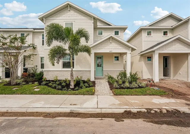 Photo 1 of Townhouse for sale at 4422 Sunset Garden St, Bradenton, FL 34210 | MLS# R4911686 | Listing updated on 2026-10-03
