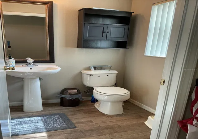 Photo 4 of Townhouse for sale at 5308 Aloha Seed Dr, Seffner, FL 33584 | MLS# TB8531313 | Listing updated on 2026-08-06