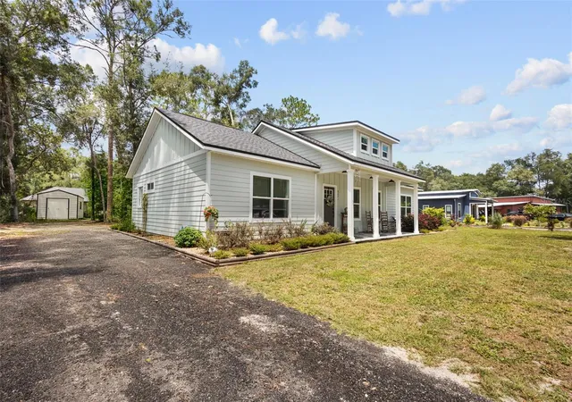 Photo 3 of Single family home for sale at 8071 Nw 172nd Lane, Fanning Springs, FL 32693 | MLS# GC542129 | Listing updated on 2026-07-22