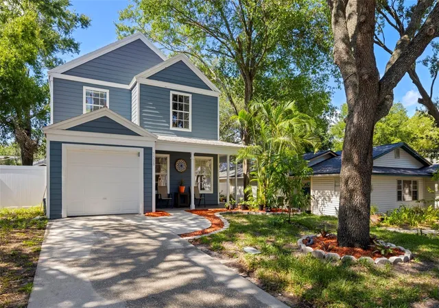 Photo 3 of Single family home for sale at 7508 Wakulla Dr, Temple Terrace, FL 33637 | MLS# TB8531326 | Listing updated on 2026-09-24