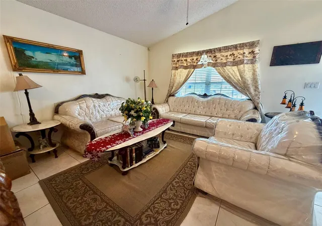 Photo 4 of Single family home for sale at 2319 Lily Pad Ln, Kissimmee, FL 34743 | MLS# S5154140 | Listing updated on 2026-07-24
