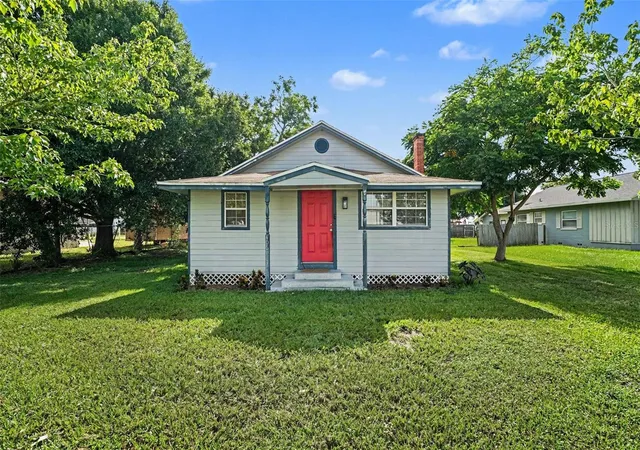 1st image of 406 Nw Phosphate Blvd, Mulberry, FL 33860 | MLS# L4963672