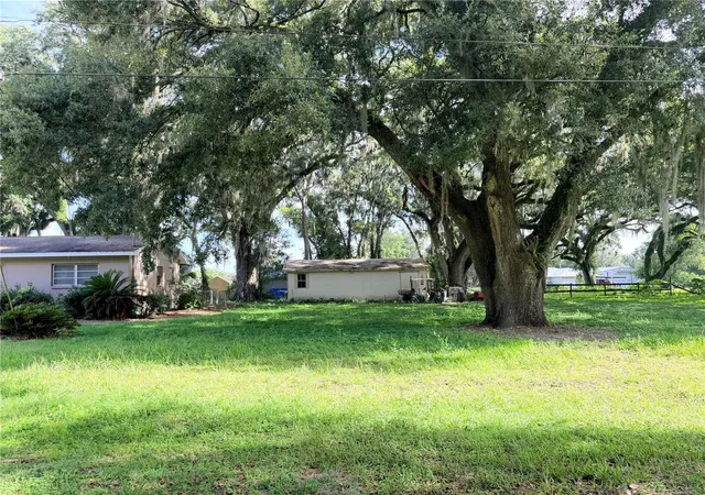 2nd image of 2028 Pleasant Acre Dr, Plant City, FL 33566 | MLS# TB8531350