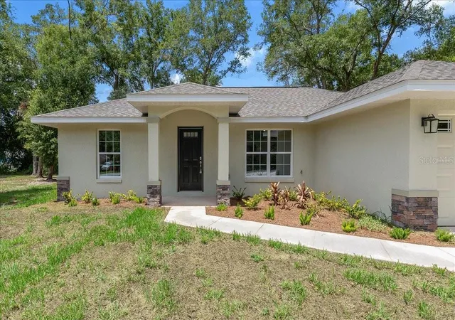 Photo 3 of Single family home for sale at 13556 SE 102nd Court, Belleview, FL 34420 | MLS# OM728933 | Listing updated on 2026-09-27
