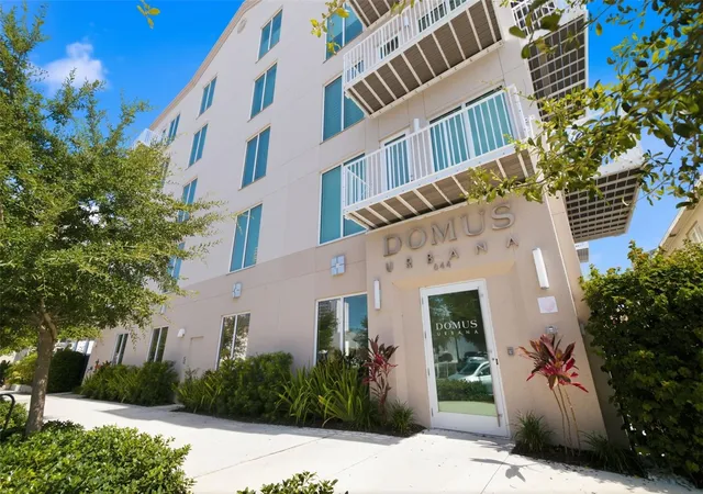 Photo 1 of Condo for sale at 644 3rd Avenue S #403, Saint Petersburg, FL 33701 | MLS# TB8531364 | Listing updated on 2026-10-05