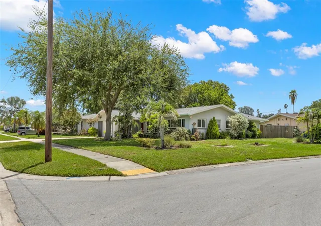 Photo 3 of Single family home for sale at 1447 Byram Dr, Clearwater, FL 33755 | MLS# TB8531368 | Listing updated on 2026-09-03