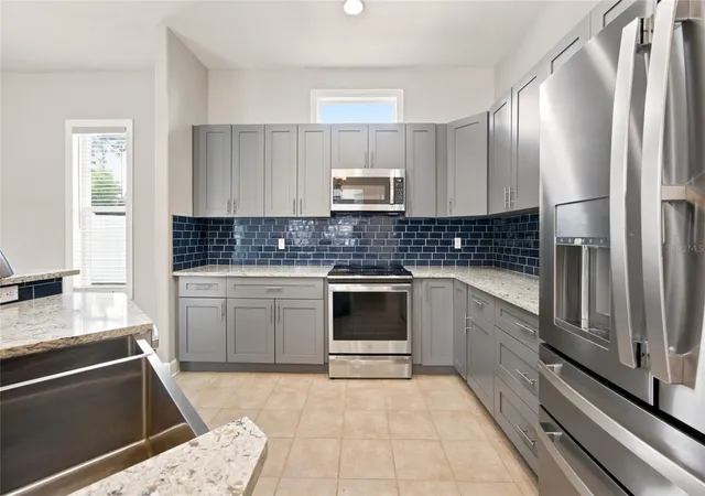 4th image of 5517 Greystone Dr, Spring Hill, FL 34609 | MLS# TB8531374