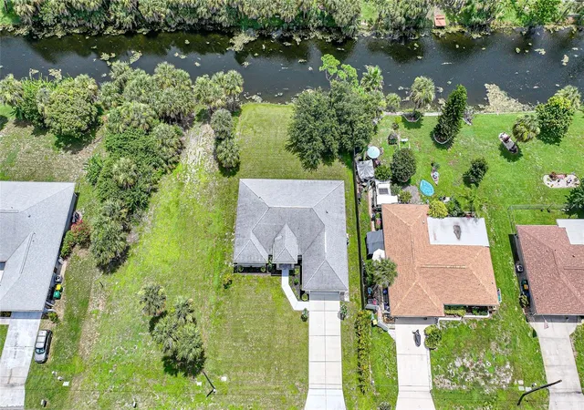 Photo 3 of Single family home for sale at 1182 Yorkshire St, Port Charlotte, FL 33952 | MLS# C7528659 | Listing updated on 2026-10-27