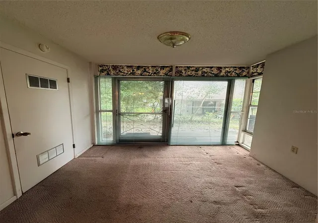 Photo 4 of Condo for sale at 155 N Hill Ave #80, Deland, FL 32724 | MLS# V4950320 | Listing updated on 2026-09-22
