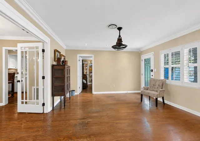 Photo 3 of Single family home for sale at 553 Arapaho Trl, Maitland, FL 32751 | MLS# O6427049 | Listing updated on 2026-10-01
