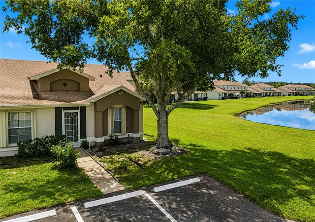 Photo 2 of Townhouse for sale at 14431 Island Cvs Dr, Orlando, FL 32824 | MLS# O6427053 | Listing updated on 2026-07-28