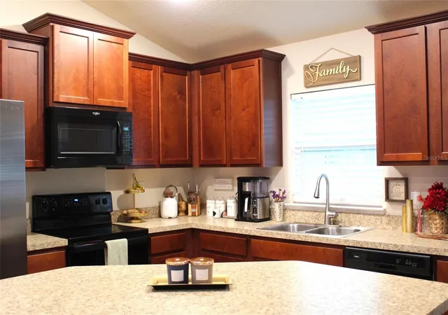 Photo 3 of Single family home for sale at 826 Landmark Hills Dr, Haines City, FL 33844 | MLS# S5154154 | Listing updated on 2026-09-07