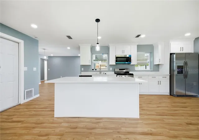 Photo 4 of Single family home for sale at 5920 Denver St NE, Saint Petersburg, FL 33703 | MLS# TB8531394 | Listing updated on 2026-10-22