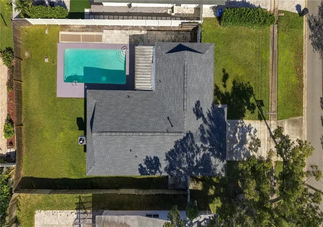 Photo 3 of Single family home for sale at 5920 Denver St Ne, Saint Petersburg, FL 33703 | MLS# TB8531394 | Listing updated on 2026-10-22