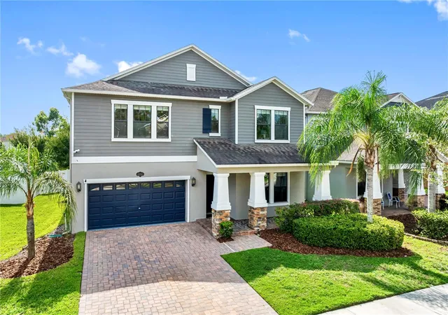 Photo 1 of Single family home for sale at 19343 Paddock View Dr, Tampa, FL 33647 | MLS# TB8531396 | Listing updated on 2026-10-10