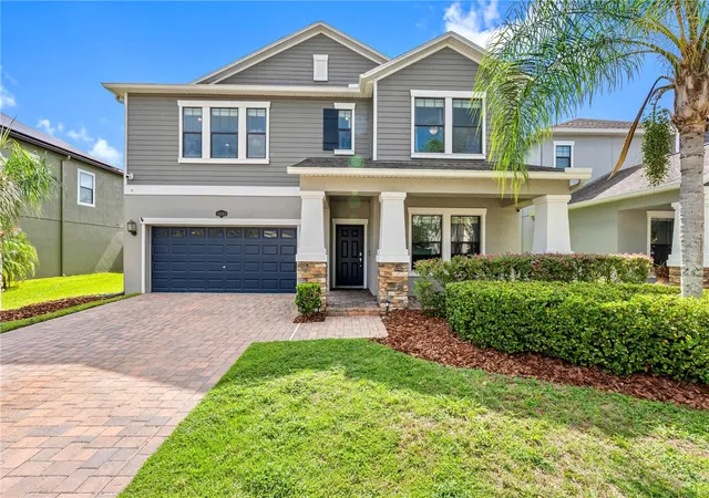 Photo 2 of Single family home for sale at 19343 Paddock View Dr, Tampa, FL 33647 | MLS# TB8531396 | Listing updated on 2026-10-07