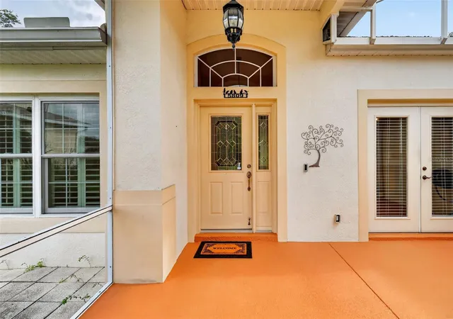 Photo 3 of Single family home for sale at 5809 Bounty Cir, Tavares, FL 32778 | MLS# G5115378 | Listing updated on 2026-09-29