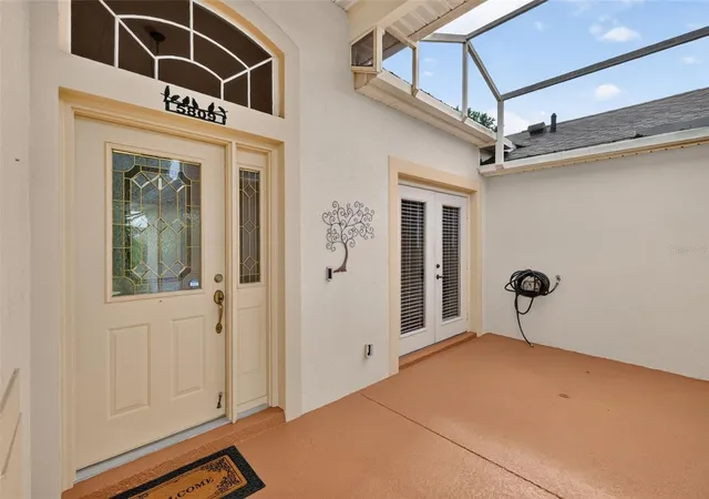 Photo 4 of Single family home for sale at 5809 Bounty Cir, Tavares, FL 32778 | MLS# G5115378 | Listing updated on 2026-09-29