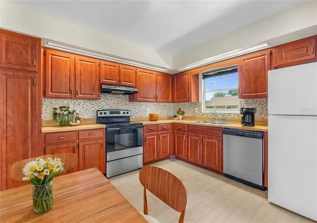 Photo 3 of Single family home for sale at 104 Shoal Crk Cir, Daytona Beach, FL 32114 | MLS# FC320118 | Listing updated on 2026-10-05