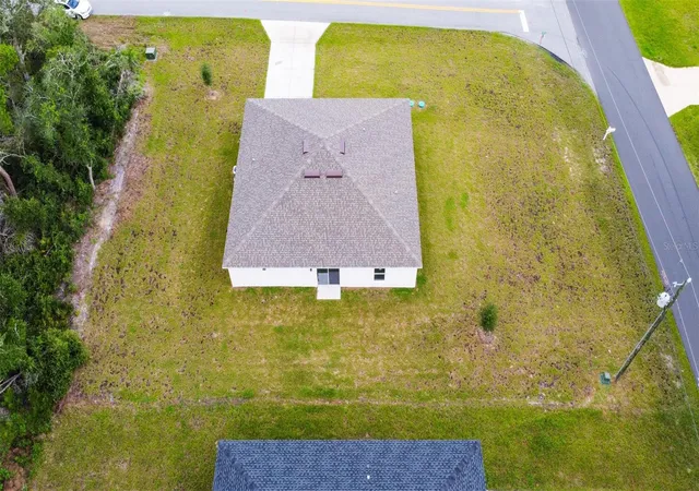 Photo 3 of Single family home for sale at 17294 SW 39th Circle, Ocala, FL 34473 | MLS# OM728947 | Listing updated on 2026-10-01
