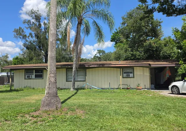 Photo 1 of Single family home for sale at 1125 Pattison Ave, Sarasota, FL 34237 | MLS# A4700688 | Listing updated on 2026-07-25