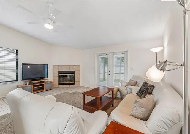 Photo 2 of Single family home for sale at 10305 Turkey Oak Dr, New Port Richey, FL 34654 | MLS# W7887856 | Listing updated on 2026-08-31