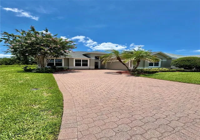 Photo 2 of Single family home for sale at 2820 Traditions Blvd S, Winter Haven, FL 33884 | MLS# TB8531455 | Listing updated on 2026-07-24