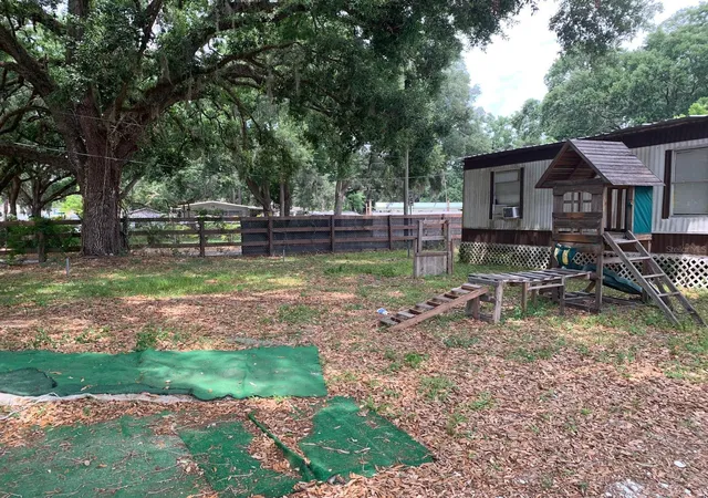3rd image of 11811 Hazen Ave, Thonotosassa, FL 33592 | MLS# TB8531457
