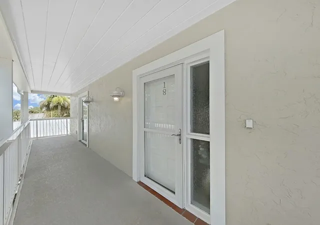 2nd image of 433 S Paula Dr, DUNEDIN, FL 34698