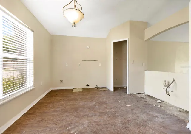 Photo 4 of Single family home for sale at 3941 Warbler Dr, Winter Haven, FL 33880 | MLS# O6427106 | Listing updated on 2026-09-01