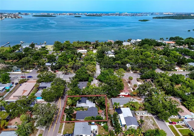 Photo 65 of Single family home for sale at 8161 22nd Avenue N, Saint Petersburg, FL 33710 | MLS# TB8531479 | Listing updated on 2026-08-30