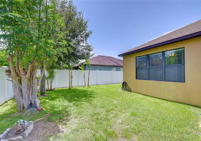 Photo 4 of Single family home for sale at 8443 White Poplar Dr, Riverview, FL 33578 | MLS# A4700700 | Listing updated on 2026-10-03