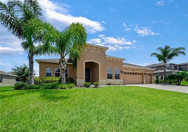 3rd image of 428 Palastro Ave, Auburndale, FL 33823 | MLS# O6427131
