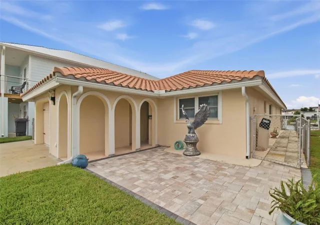 Photo 3 of Single family home for sale at 4549 Topsail Trl, New Port Richey, FL 34652 | MLS# TB8531504 | Listing updated on 2026-10-22